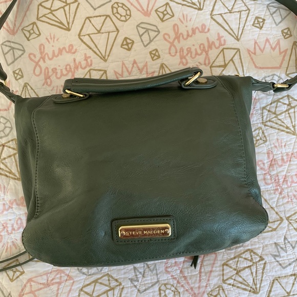 Steve Madden Olive Green Adjustable Purse - Picture 3 of 11